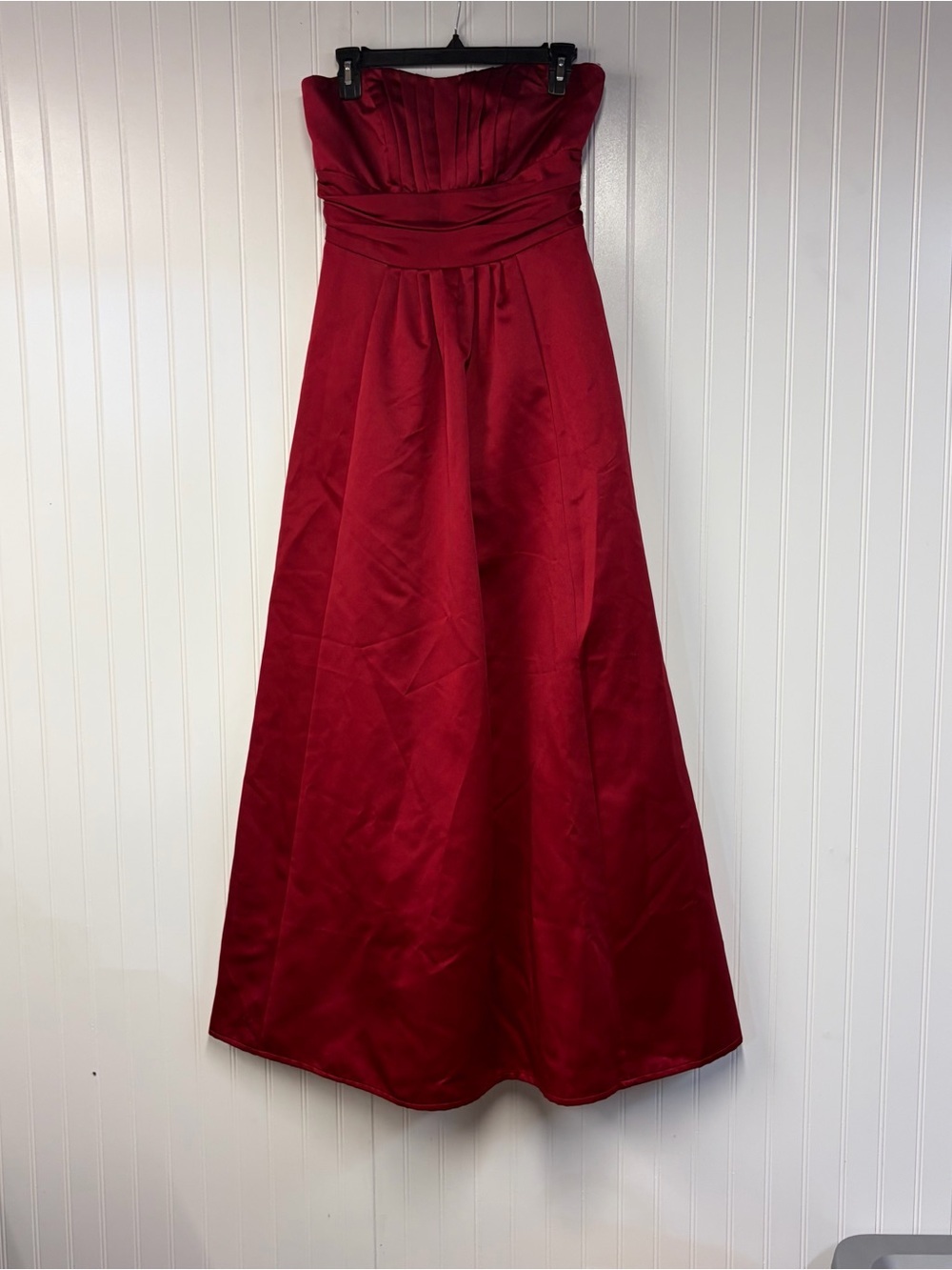 David’s Bridal Strapless Red Satin Evening Gown Size 6